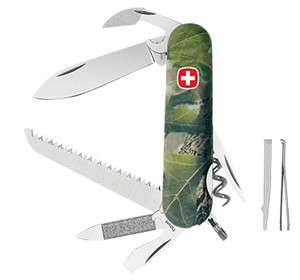   .009.803) Realtree Hardwoods 13 Swiss Army Knife 029621161150  