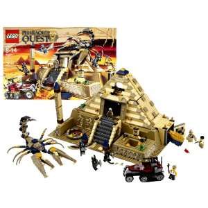  Lego Year 2011 Pharaohs Quest Series Set #7327   SCORPION PYRAMID 